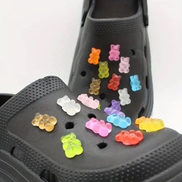 *NEW* 20-pcs Glow in the Dark Gummi Gummy Bear Shoe Charms for Your Crocs - Picture 3 of 6